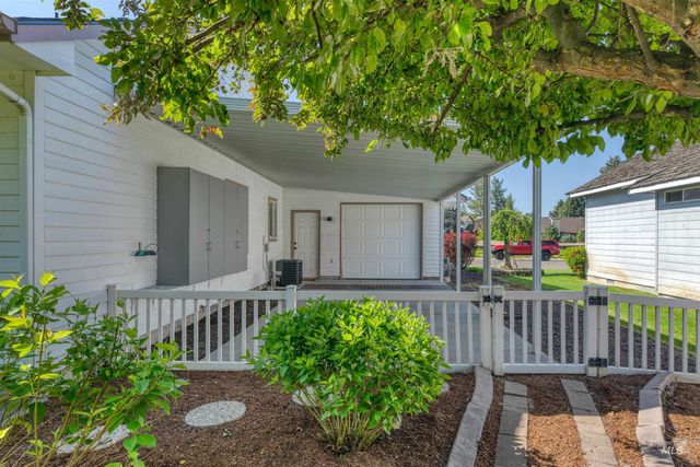 5950 W Plantation, Boise, ID 83703