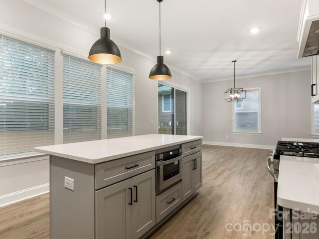 428 Woodvale Place, Charlotte, NC 28208