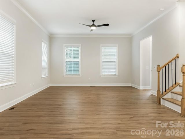 428 Woodvale Place, Charlotte, NC 28208