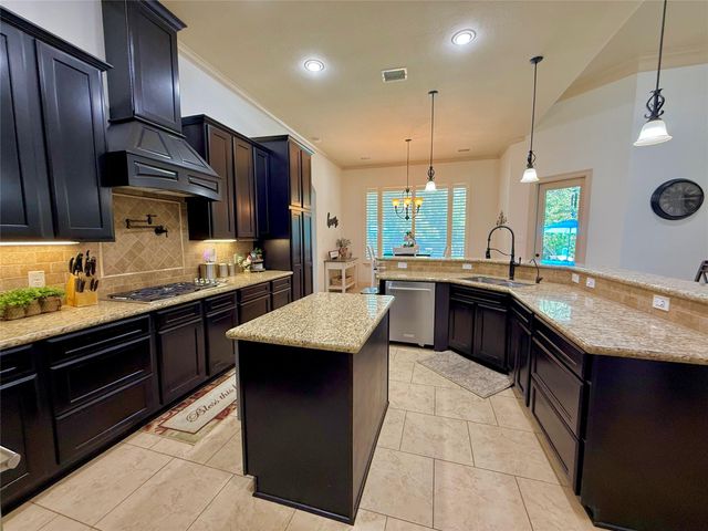 8424 Kings View Court, Montgomery, TX 77316