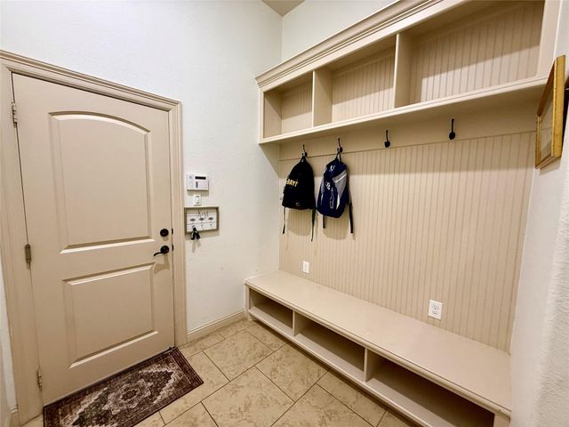 8424 Kings View Court, Montgomery, TX 77316