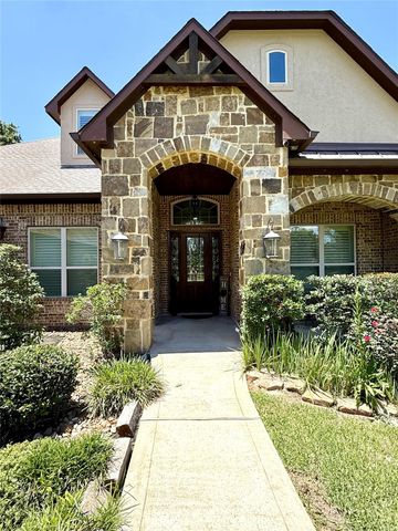 8424 Kings View Court, Montgomery, TX 77316