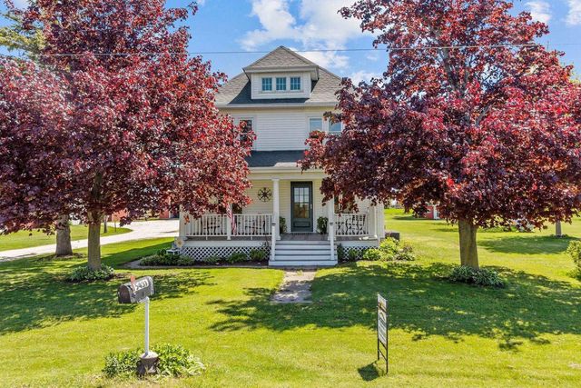 15431 JAMBO CREEK ROAD, Mishicot, WI 54228