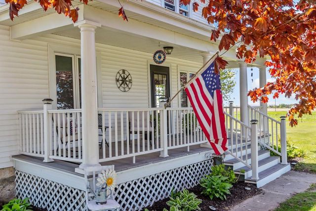 15431 JAMBO CREEK ROAD, Mishicot, WI 54228