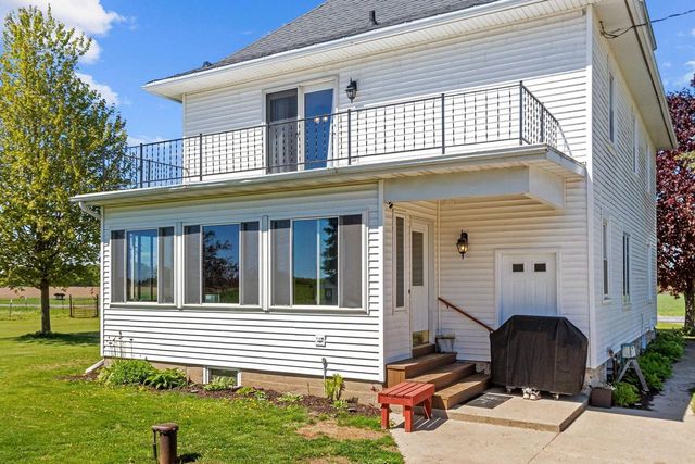 15431 JAMBO CREEK ROAD, Mishicot, WI 54228