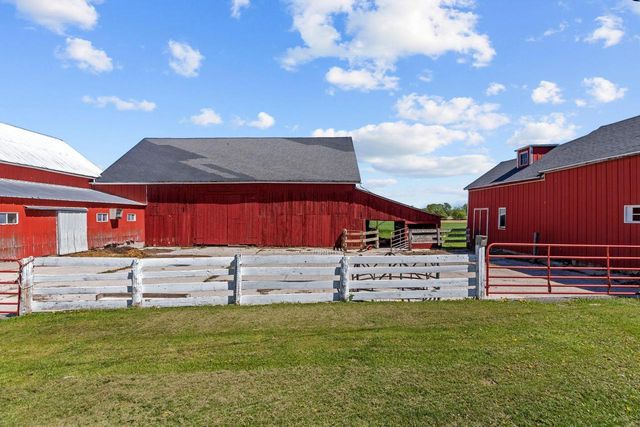 15431 JAMBO CREEK ROAD, Mishicot, WI 54228