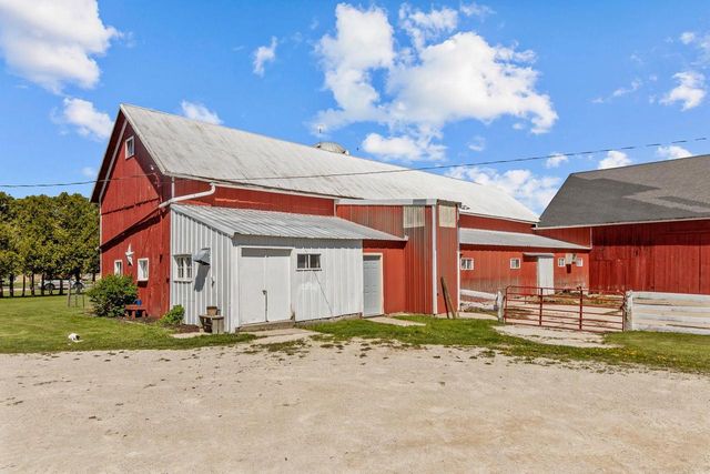 15431 JAMBO CREEK ROAD, Mishicot, WI 54228