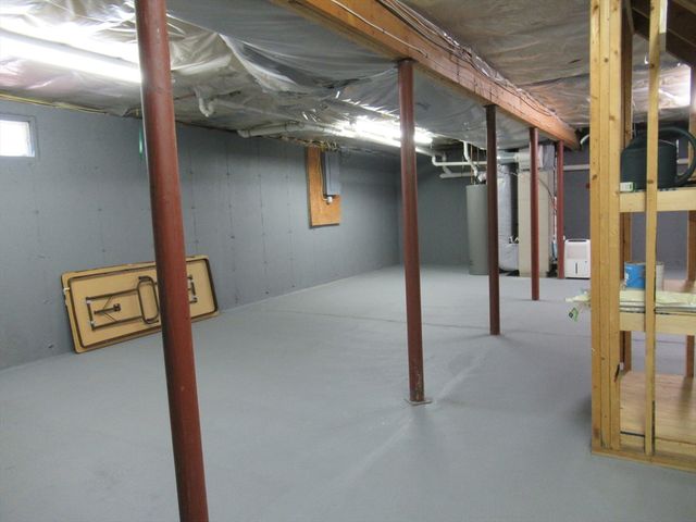 25 Rodeo Drive, East Bridgewater, MA 02333