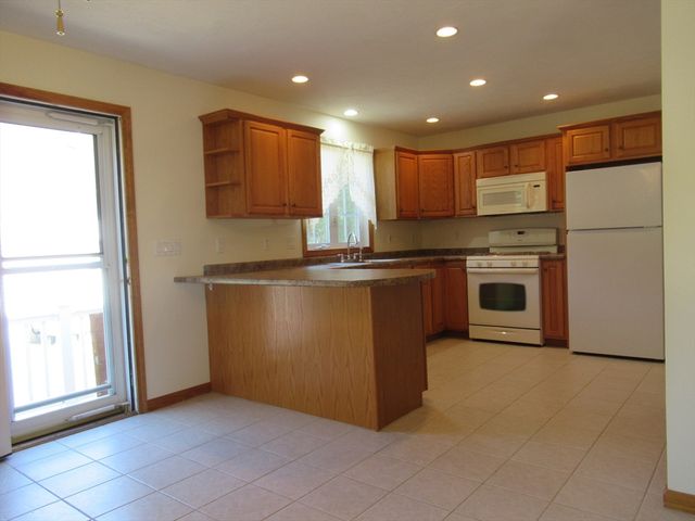 25 Rodeo Drive, East Bridgewater, MA 02333