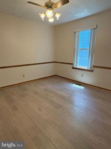 8 PARTRIDGE CT, Marlton, NJ 08053