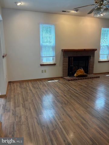 8 PARTRIDGE CT, Marlton, NJ 08053