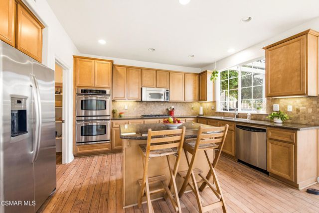 2266 Swift Fox Court, Simi Valley, CA 93065