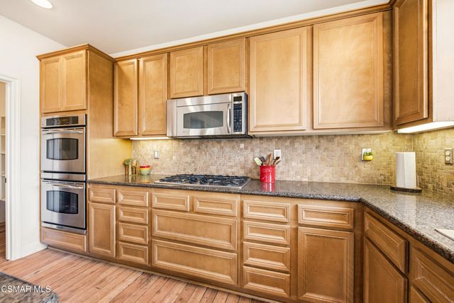 2266 Swift Fox Court, Simi Valley, CA 93065
