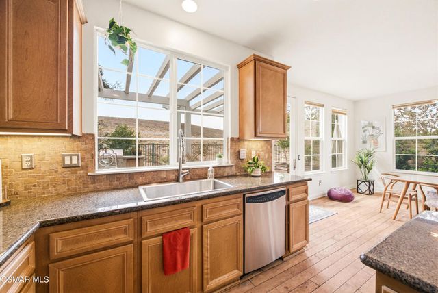 2266 Swift Fox Court, Simi Valley, CA 93065