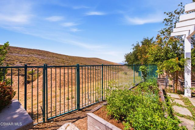 2266 Swift Fox Court, Simi Valley, CA 93065