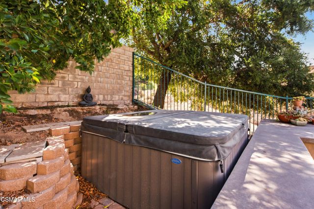 2266 Swift Fox Court, Simi Valley, CA 93065