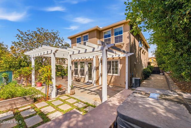 2266 Swift Fox Court, Simi Valley, CA 93065