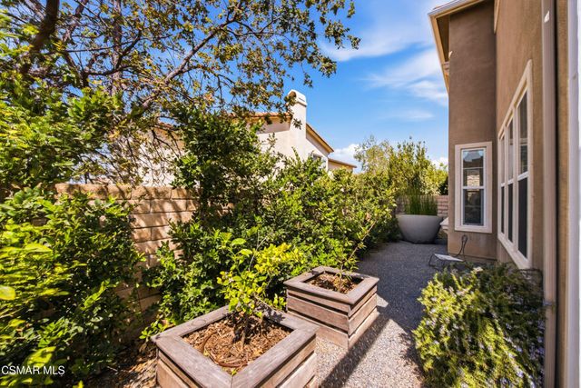 2266 Swift Fox Court, Simi Valley, CA 93065
