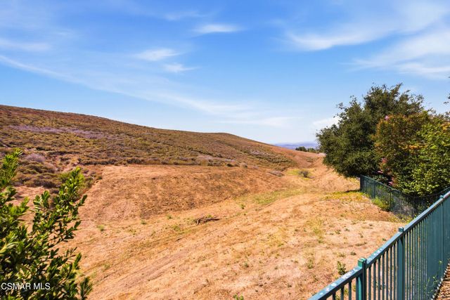 2266 Swift Fox Court, Simi Valley, CA 93065