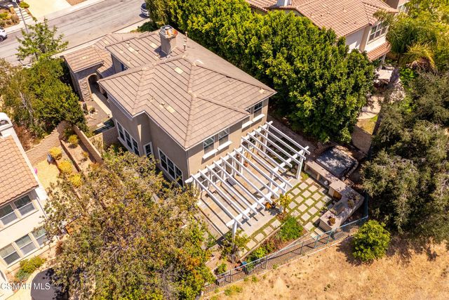 2266 Swift Fox Court, Simi Valley, CA 93065