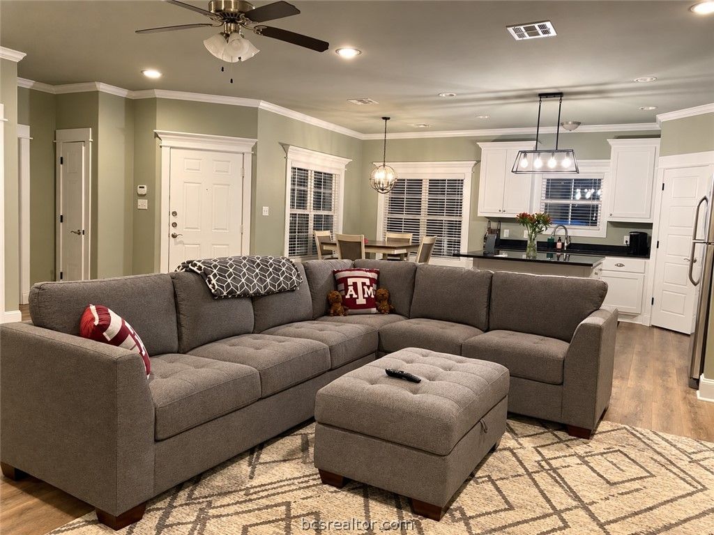 1637 Park Place, College Station, TX 77840 — photo 2