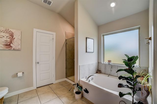 2051 Rowan WAY, New Braunfels, TX 78130