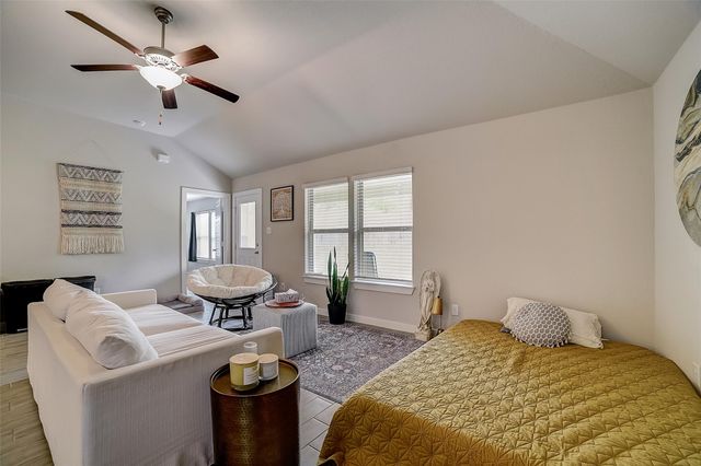 2051 Rowan WAY, New Braunfels, TX 78130