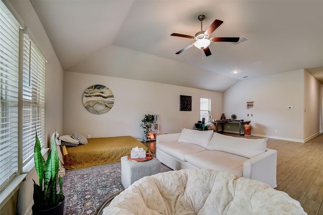 2051 Rowan WAY, New Braunfels, TX 78130