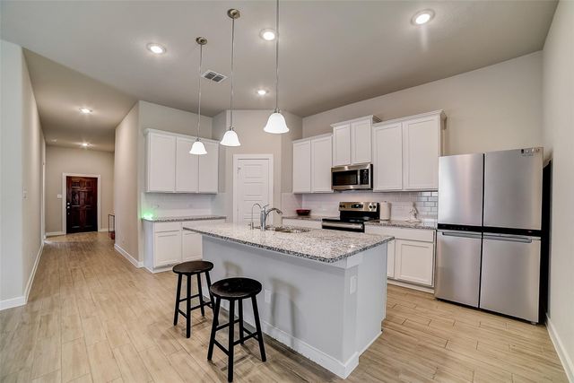 2051 Rowan WAY, New Braunfels, TX 78130