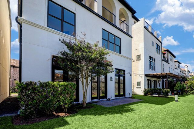 1116 Mosaico Lane, Houston, TX 77055