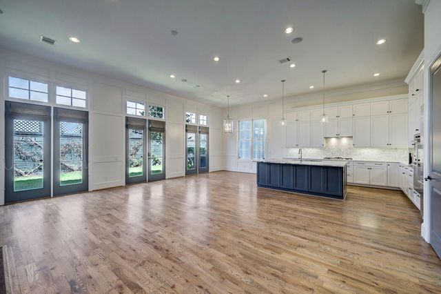 1116 Mosaico Lane, Houston, TX 77055