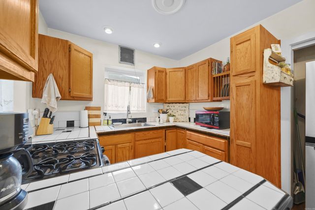 202 Pecan Street, Hot Springs, AR 71901