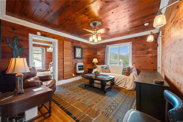 202 Pecan Street, Hot Springs, AR 71901