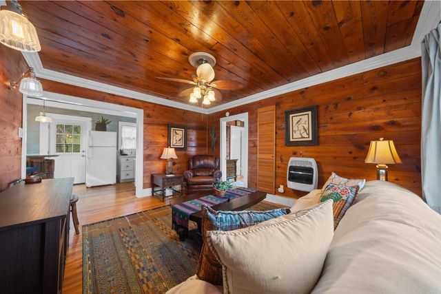 202 Pecan Street, Hot Springs, AR 71901