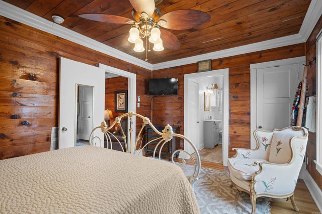 202 Pecan Street, Hot Springs, AR 71901