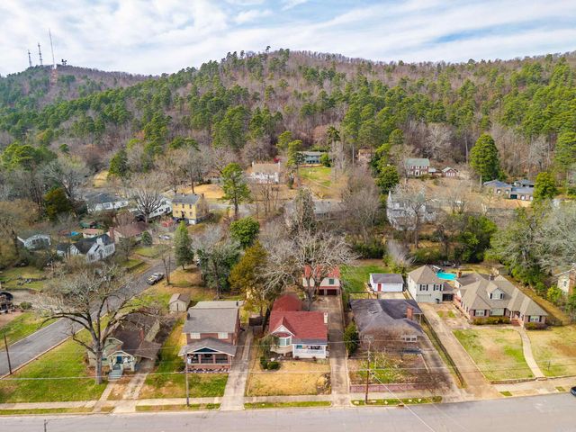 202 Pecan Street, Hot Springs, AR 71901