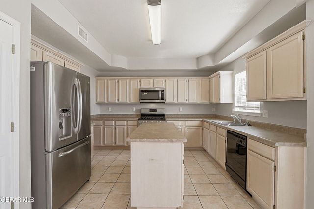 6336 Franklin Ridge Drive, El Paso, TX 79912