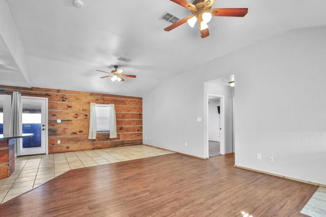 2406 County Rd 7825, Lubbock, TX 79423