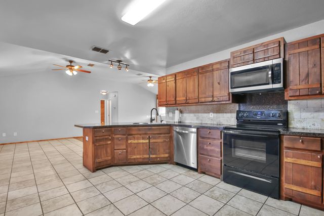 2406 County Rd 7825, Lubbock, TX 79423