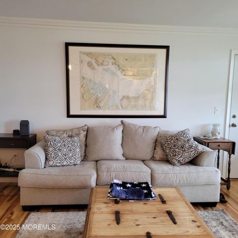 107 Wharfside Drive, Monmouth Beach, NJ 07750