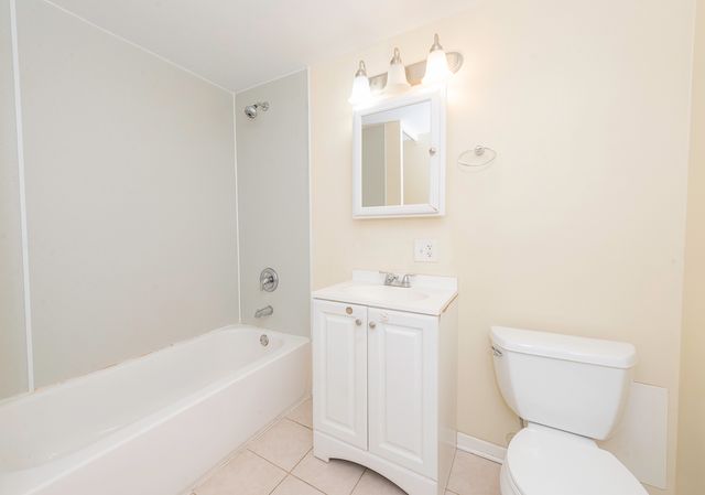 1103 N 15th Avenue, Melrose Park, IL 60160