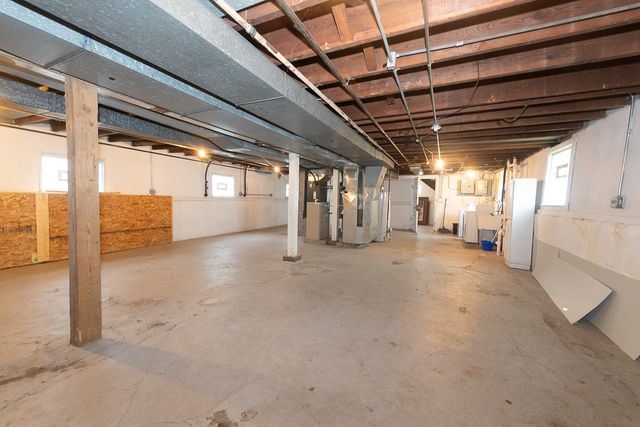 1103 N 15th Avenue, Melrose Park, IL 60160
