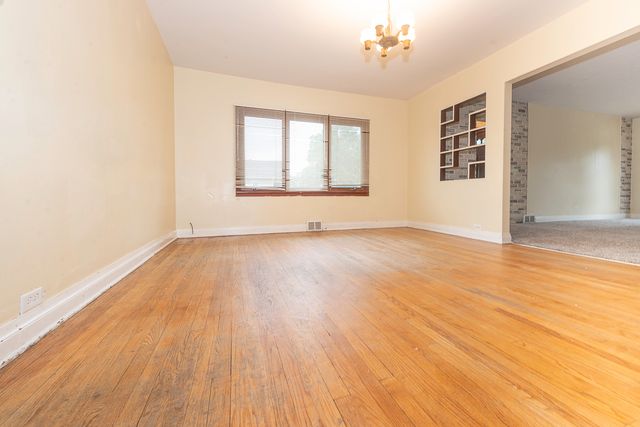 1103 N 15th Avenue, Melrose Park, IL 60160