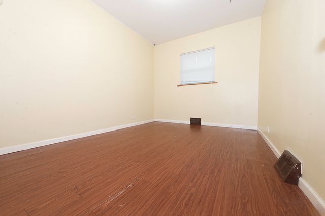 1103 N 15th Avenue, Melrose Park, IL 60160