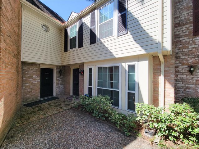 13168 Trail Hollow Drive, Houston, TX 77079