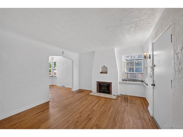 3525 N Saint Paul St, Denver, CO 80205