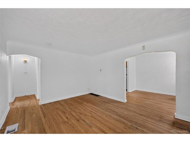 3525 N Saint Paul St, Denver, CO 80205