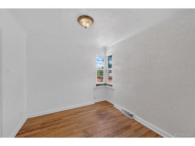 3525 N Saint Paul St, Denver, CO 80205
