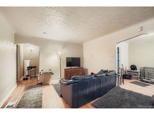 3525 N Saint Paul St, Denver, CO 80205