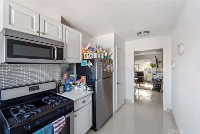4051 Abourne Road D, Los Angeles, CA 90008